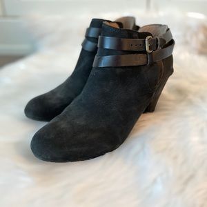 Black Leather Corso Como size 10 booties